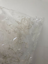 Women Creamy white Bride Wedding Wedding Frilly lace Hair head Veil WITH COMB
