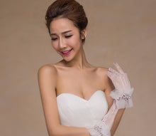 Woman Lady Party Opera Bridal Fancy Costume Wedding SHORT White Lace Gloves