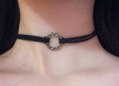 Women Girls retro Black suede Choker short Neck Loop Punk Gothic Necklace