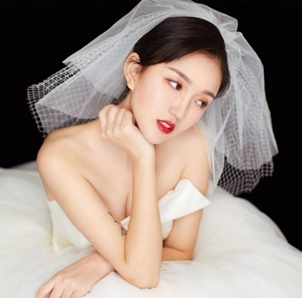 Women Bride Party Wedding Halloween White lace Hair head Short Veil with Comb
