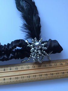 Women retro Black Feather Gatsby Flapper Party Hair headband Boa Gloves Set