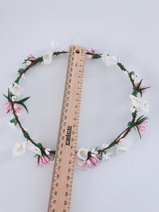 Women White Daisy Lily flower bridal Hair Headband Crown Tiara Garland Wreath