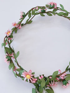 Women Greenery Daisy Leaf Pink Flower Hair Headband Crown Tiara Garland Wreath