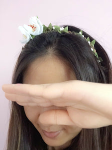 Women Girl boho White Flower Green Leaf Berry Hair Headband Band Hoop Garland