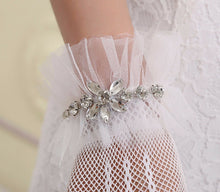 Woman Lady Party Opera Bridal Fancy Costume Wedding SHORT White Lace Gloves - Air Diva Fashion