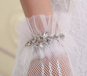 Woman Lady Party Opera Bridal Fancy Costume Wedding SHORT White Lace Gloves