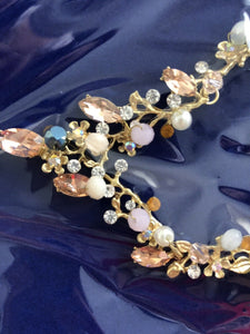 Women slim Beige Crystal Pink Bead Gold color Dress Necklace Earrings Clips Set