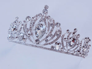 Heart-Shaped Silver Crystal Tiara – Elegant Bridal & Prom Rhinestone Crown for Women