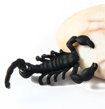1X Gothic Halloween Black Scary Spooky Scorpion Bugs Party Earring Ear Stud PROP