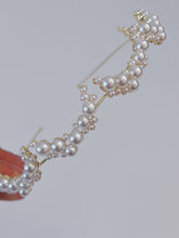 Elegant Pearl Moon Tiara – Gold Crecent Headband